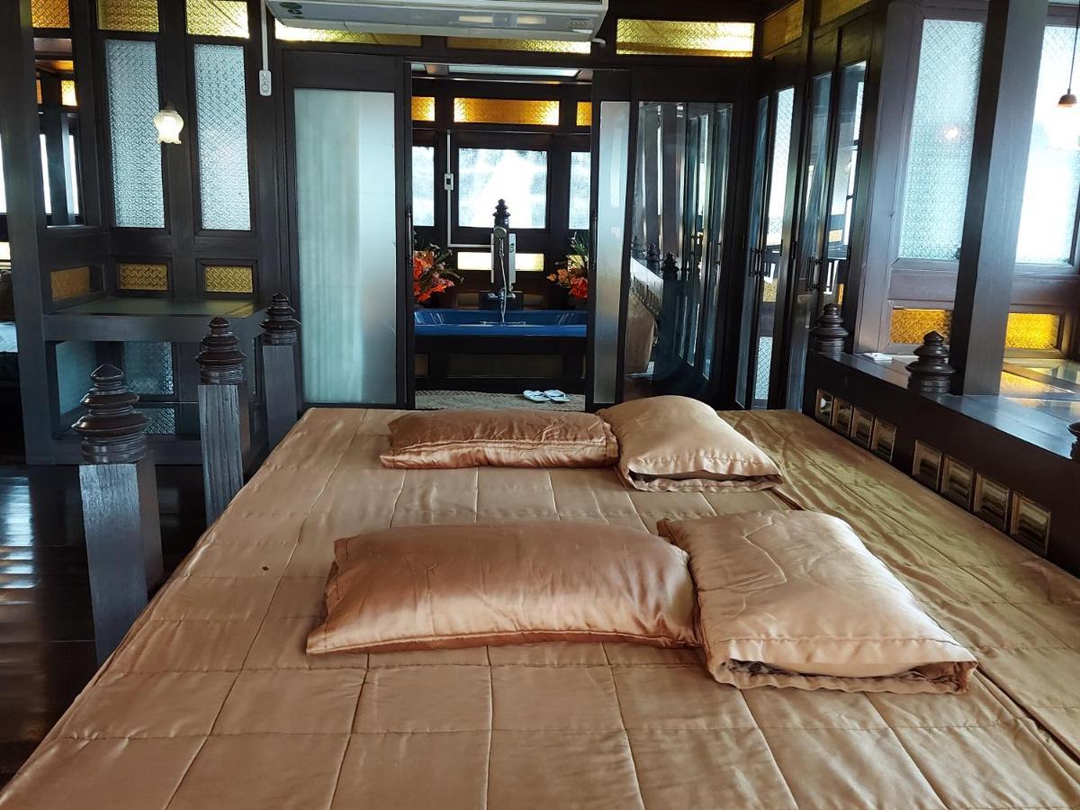 Ruan Talay Bangsaray Hotel Chonburi Ngoại thất bức ảnh